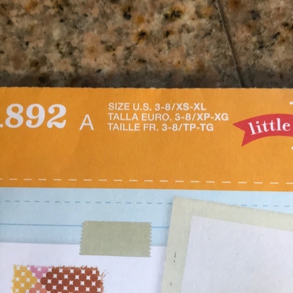 BNWT simplicity pattern- mommy and me dress - Picture 2 of 4